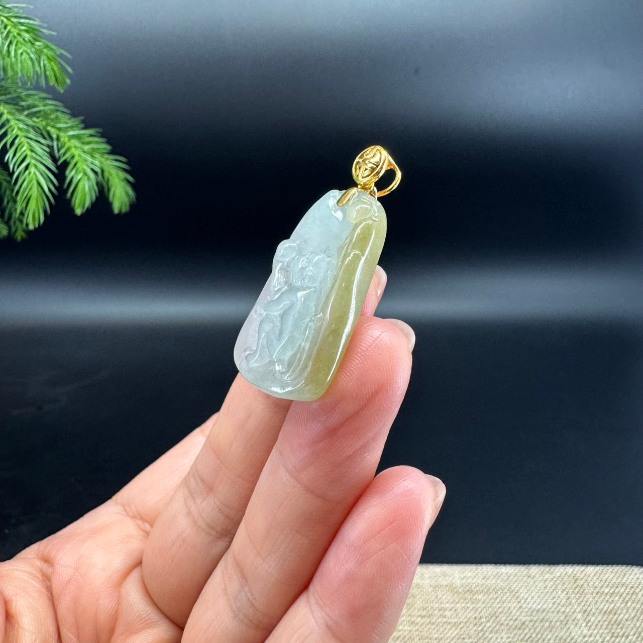 RealJade® co.: 18k Yellow Gold Natural Yellow Green Jadeite Jade Monkey Pendant Necklace