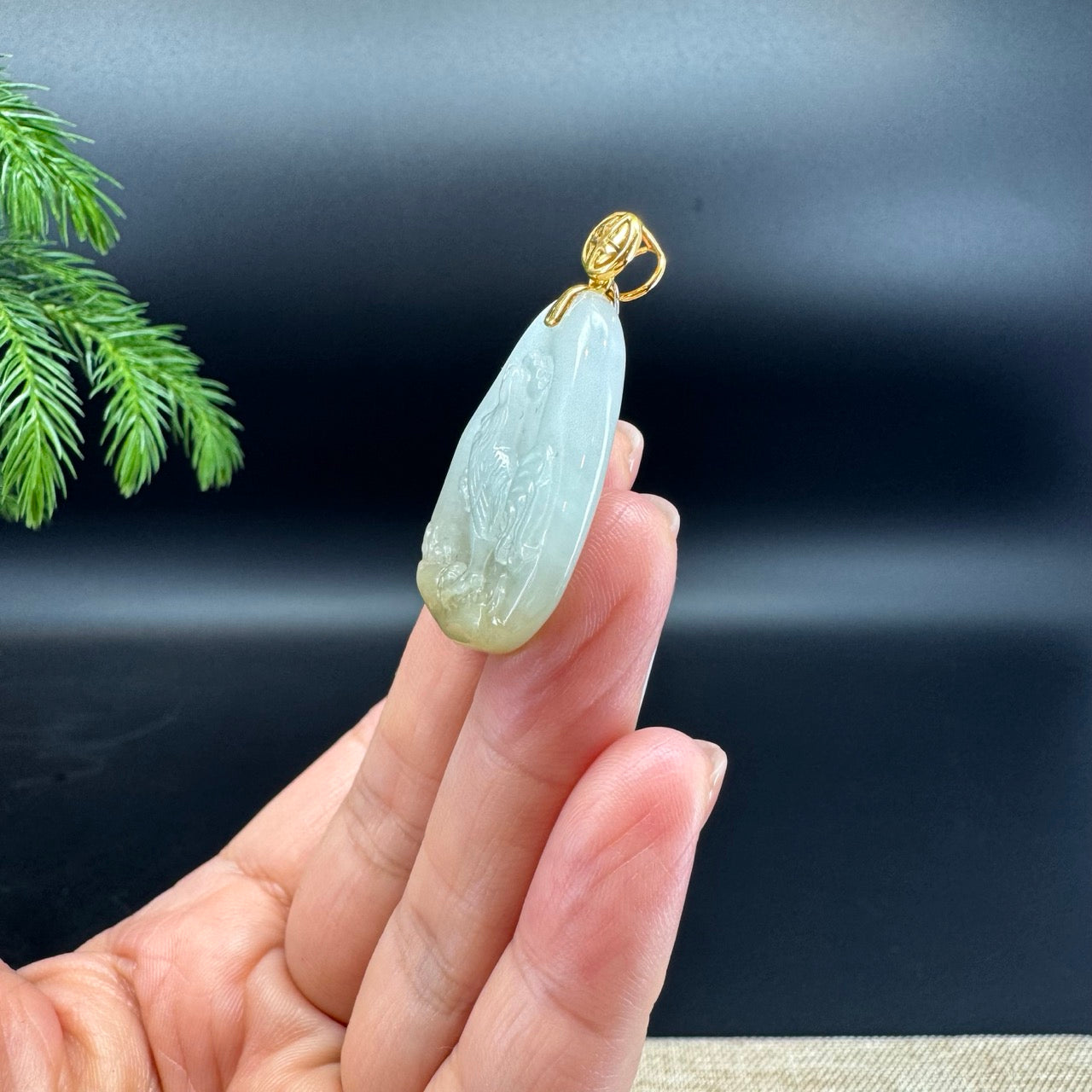 RealJade® co. 18k Yellow Gold Natural Light Yellow Green Jadeite Jade Rooster Pendant Necklace
