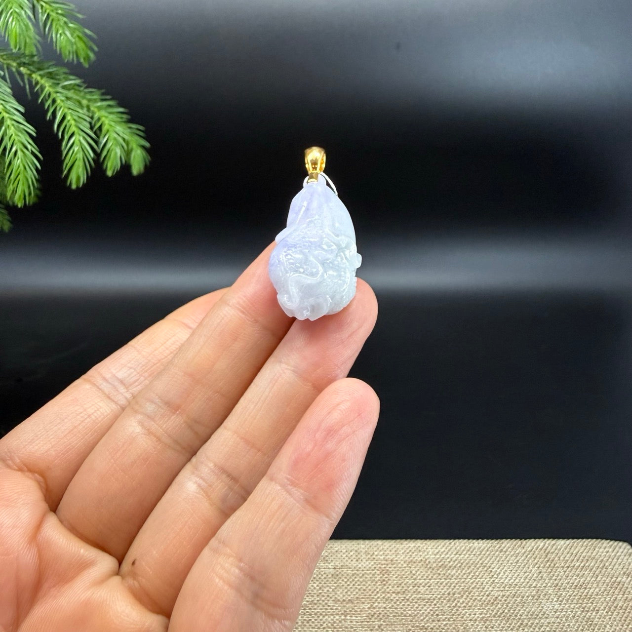 RealJade® Co. 18K Yellow Gold Genuine Light Lavender Jadeite Jade Cabbage Pendant Necklace