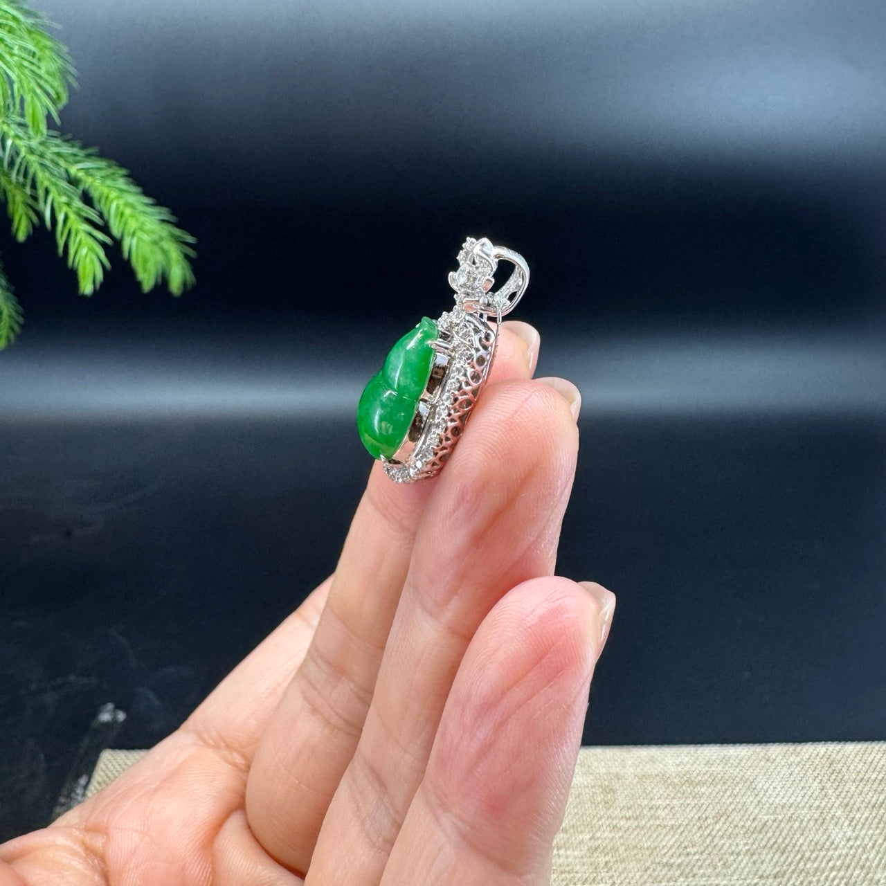RealJade® Co. Genuine Green Jadeite Jade Good Luck Hulu Necklace With 18K White Gold Diamonds Bail