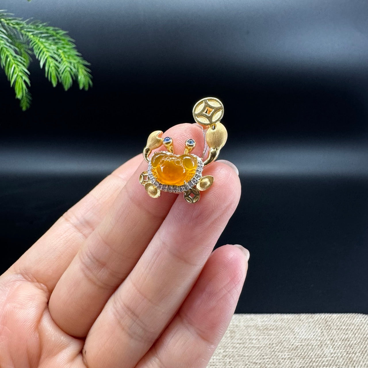 RealJade® Co. 18K Yellow Gold Genuine Honey Yellow Jadeite Jade Crab Necklace With Diamonds