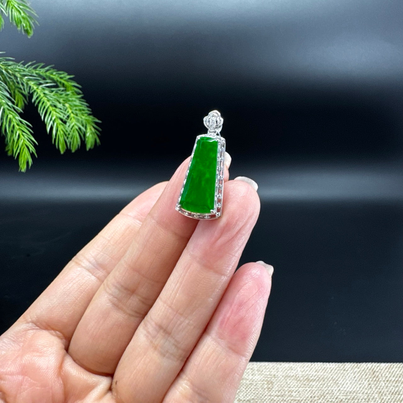 18K White Gold Green Jadeite Jade "Ping An Wu Shi Pai" Necklace with Diamonds