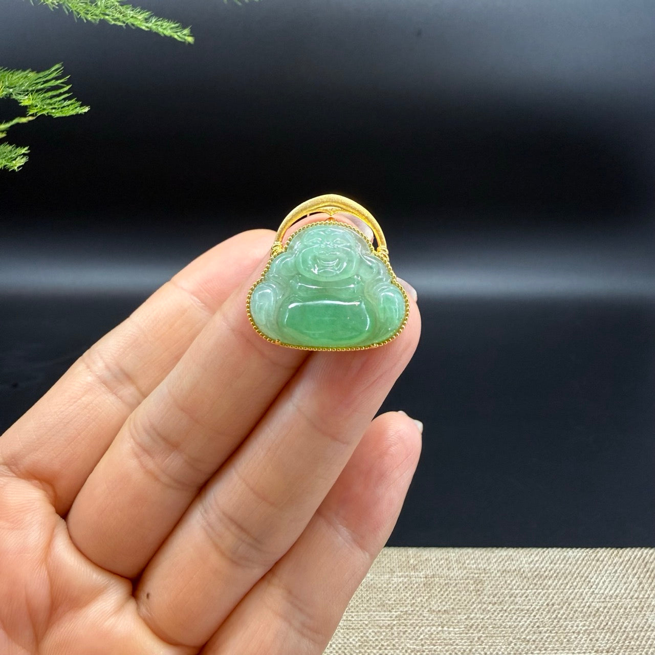 The bangle shape of the happy buddha.The bangle color is icy green.