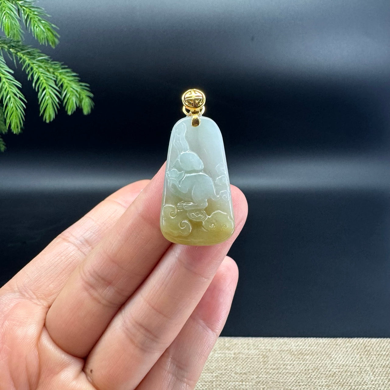 RealJade® 18k Yellow Gold Yellow Green Jadeite Jade Rabbit Pendant