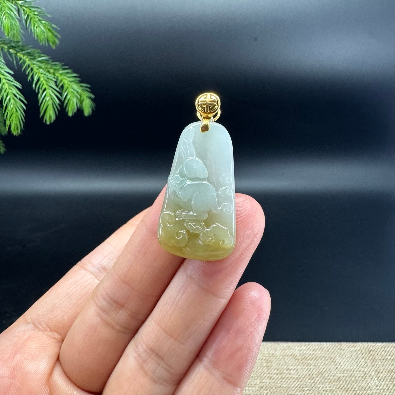 RealJade® 18k Yellow Gold Yellow Green Jadeite Jade Rabbit Pendant