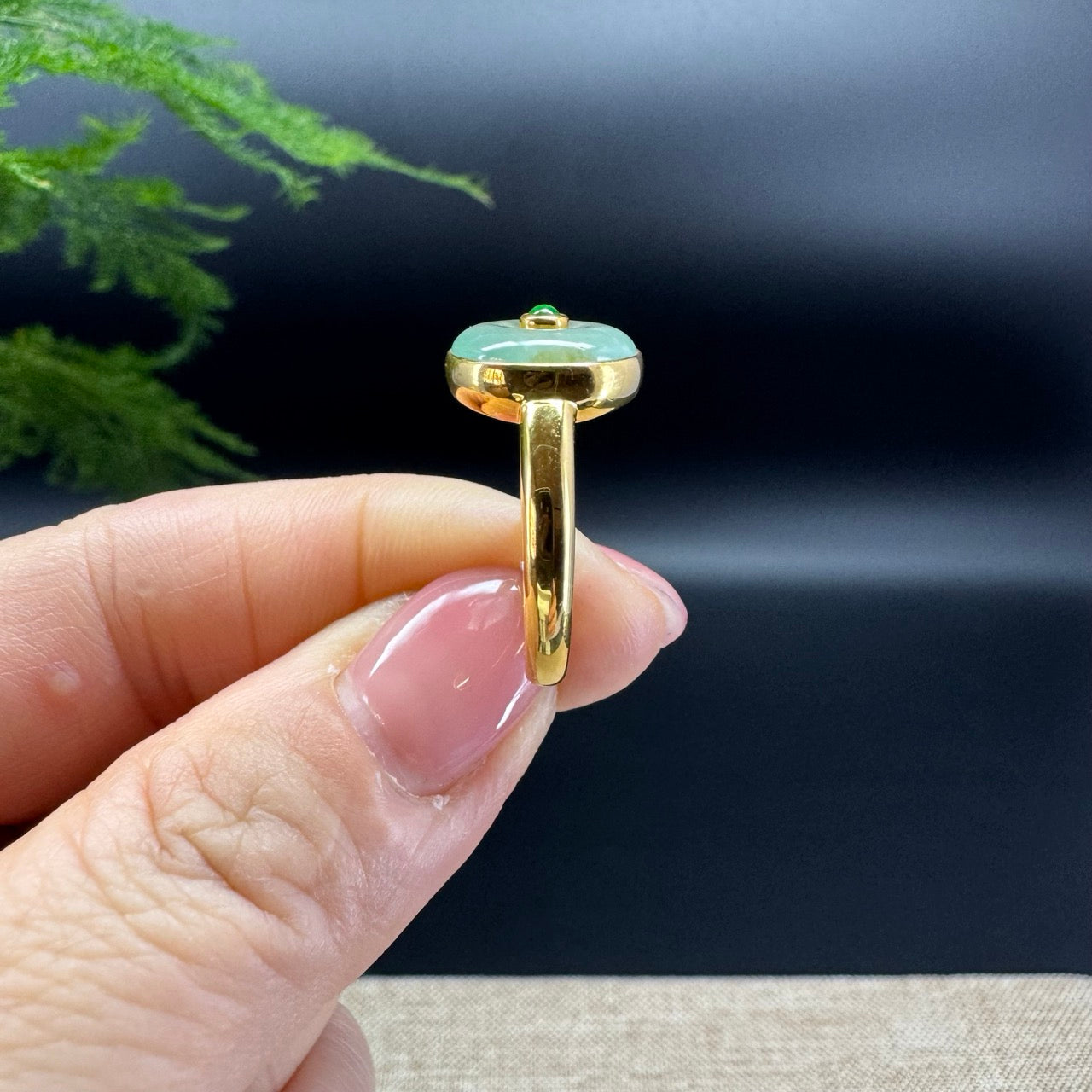 RealJade®  18K Yellow Gold Icy Apple Green Jadeite Jade lucky koukou Ring