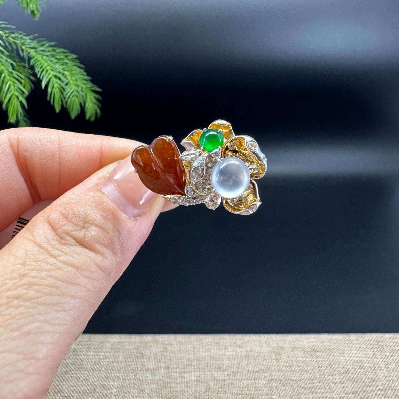 RealJade®  18K Yellow Gold Flower Multicolors Jadeite Jade Diamonds Ring