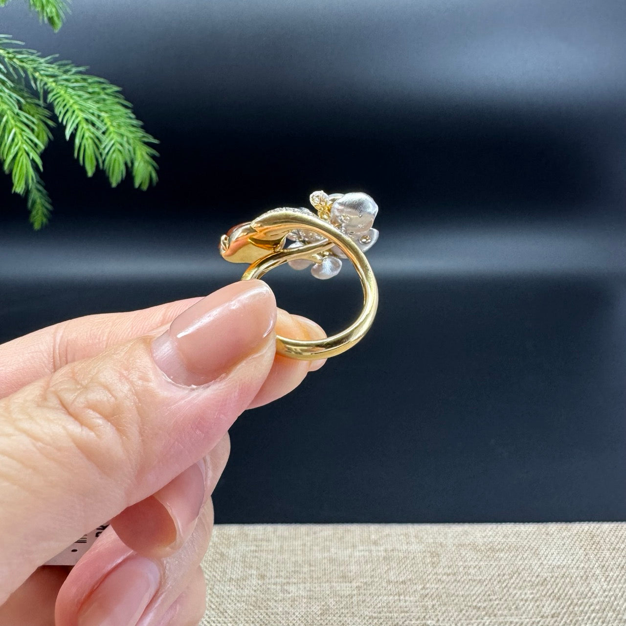 RealJade®  18K Yellow Gold Flower Multicolors Jadeite Jade Diamonds Ring