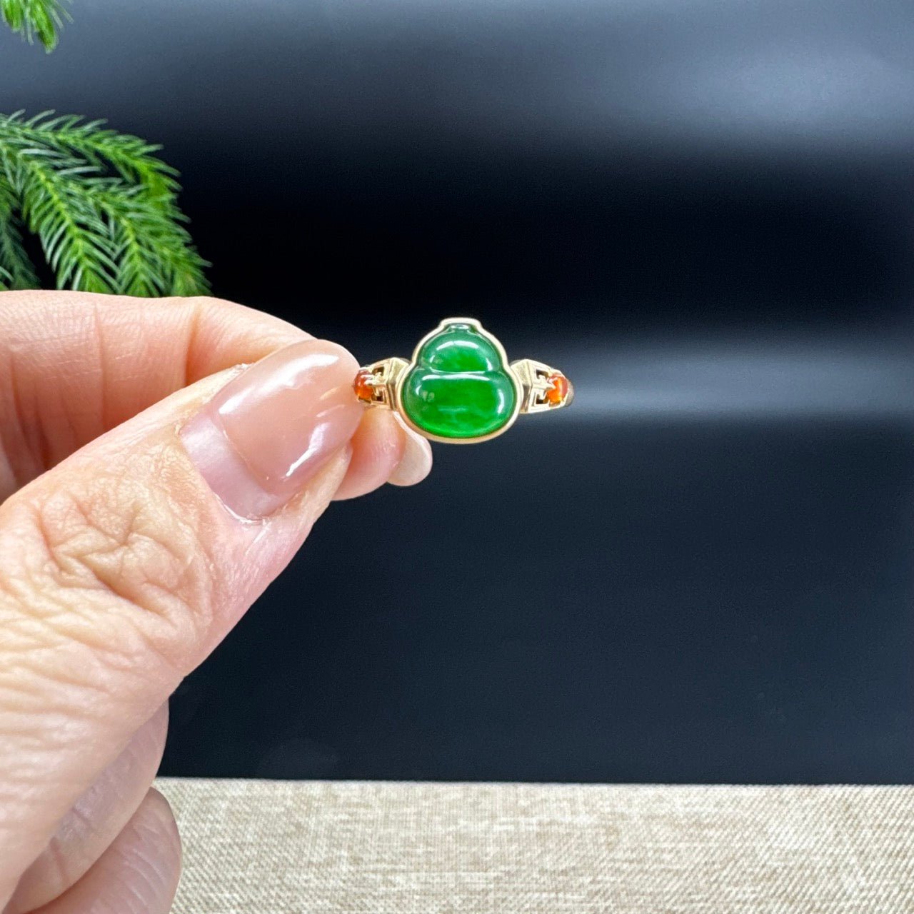 RealJade®Co.18k Yellow Gold Natural Green Jadeite Mini Hulu Ring
