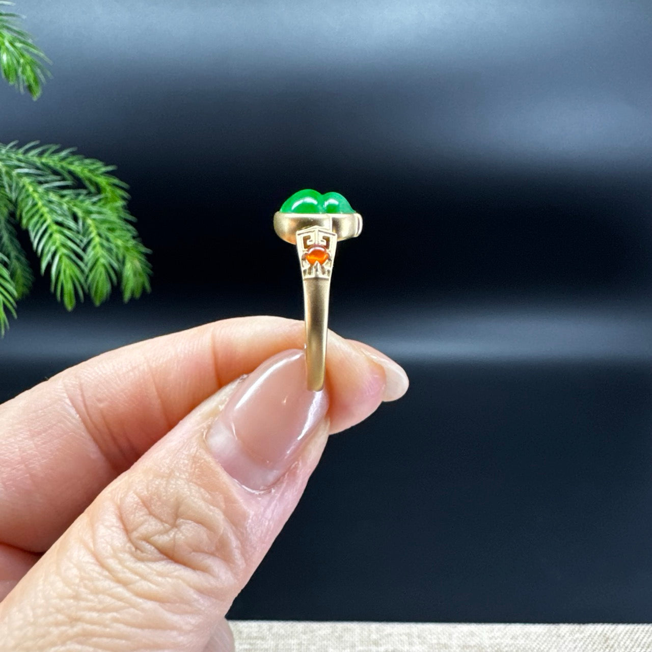 RealJade®Co.18k Yellow Gold Natural Green Jadeite Mini Hulu Ring