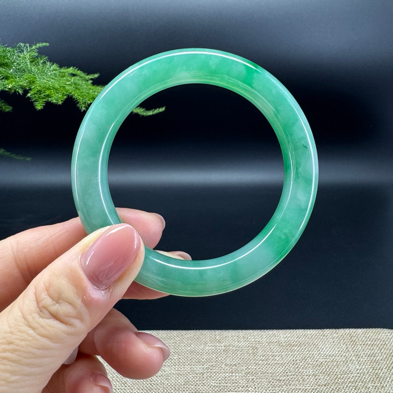 Genuine Burmese Spicy Green Jade Jadeite Bangle Bracelet (53.8mm)