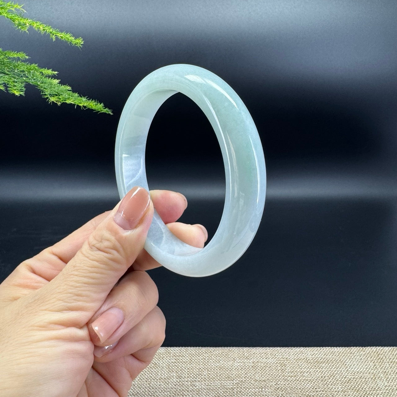 Genuine Burmese Apple Green Jade Jadeite Bangle Bracelet ( 59.7mm )