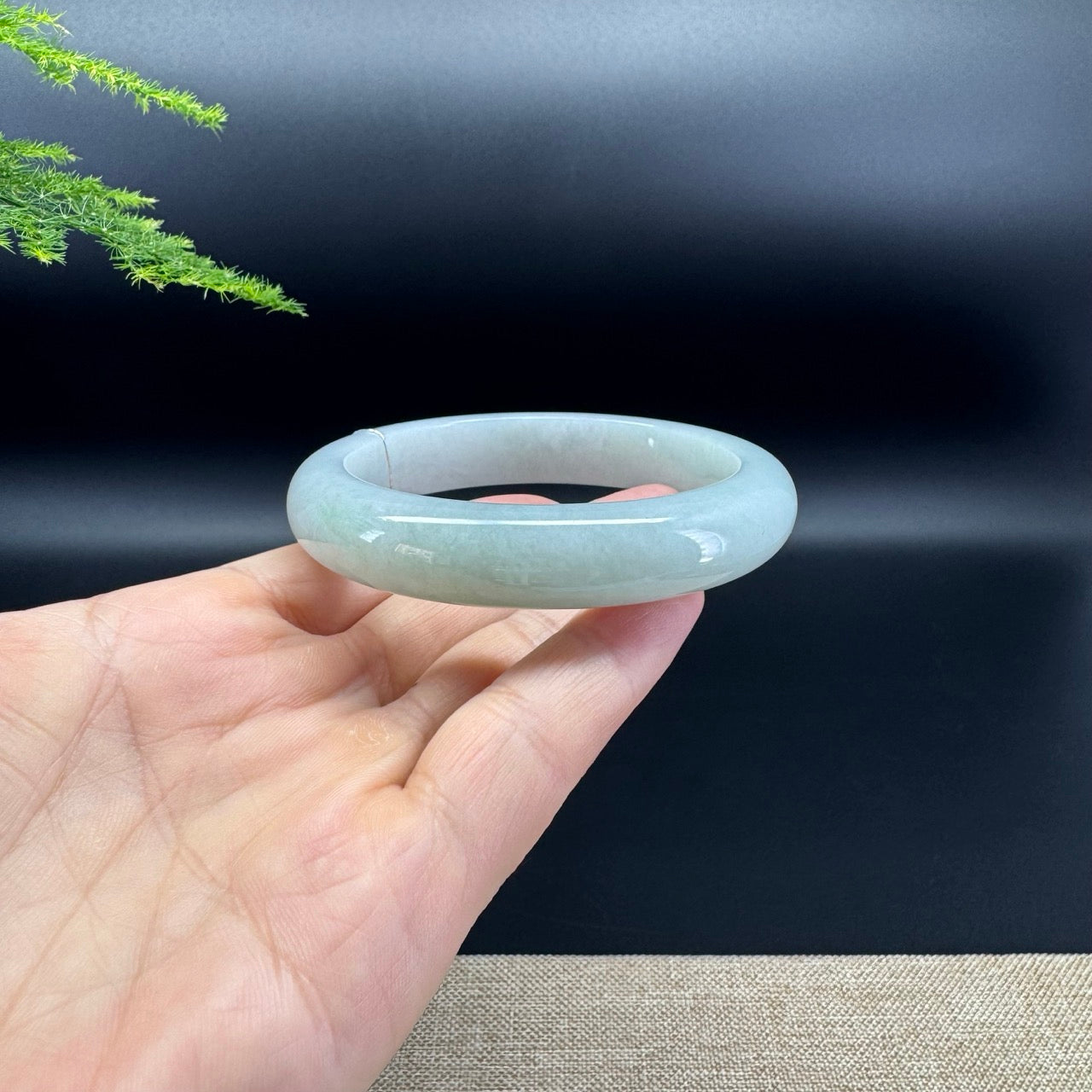 Genuine Burmese Apple Green Jade Jadeite Bangle Bracelet ( 59.7mm )