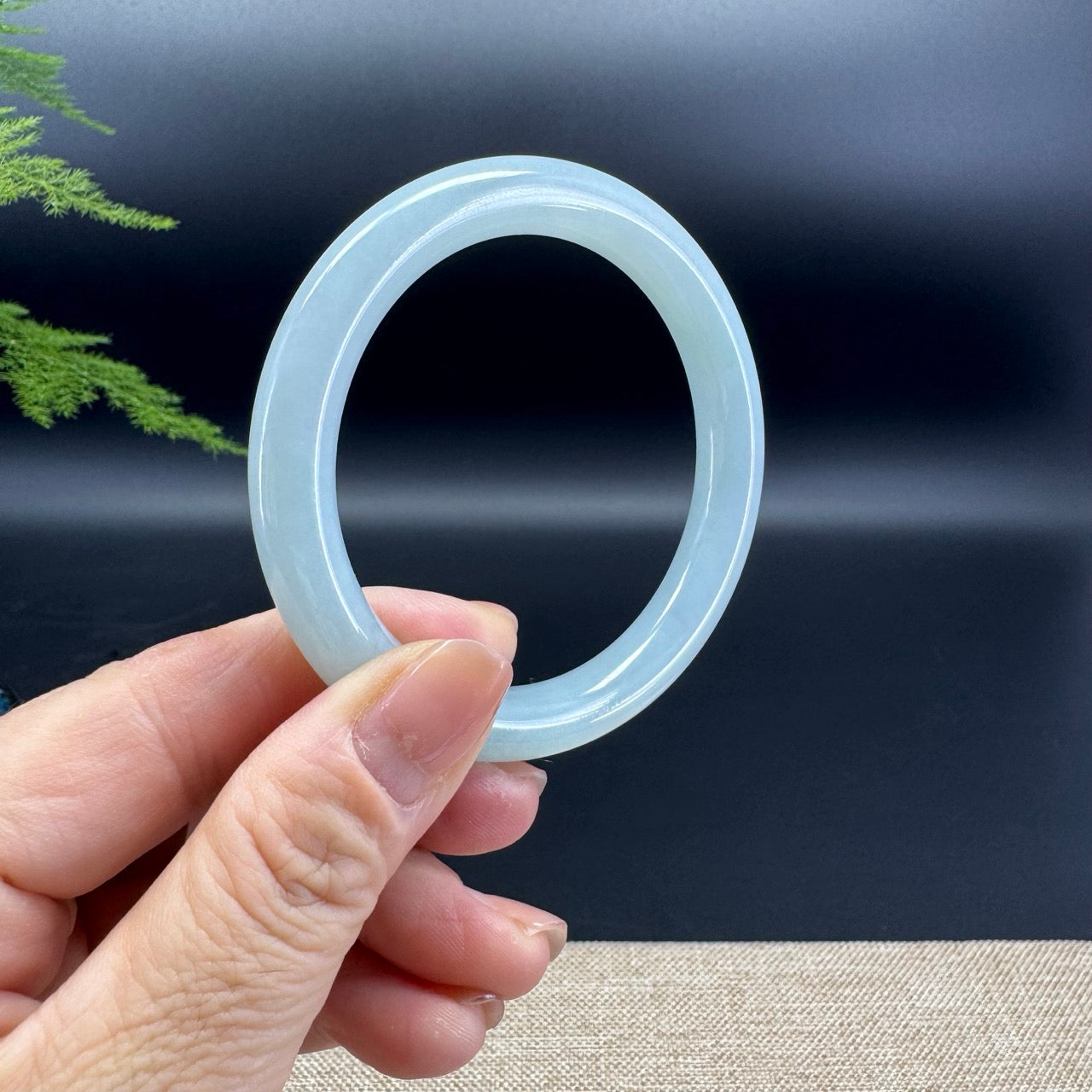 Genuine Burmese Apple Green Jade Jadeite Bangle Bracelet (53.9mm)