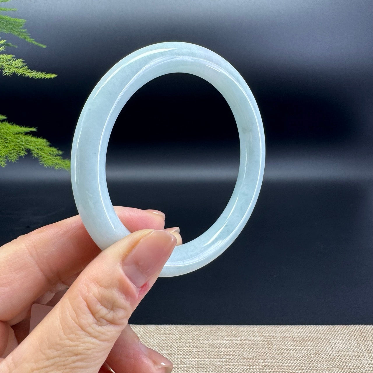 Genuine Burmese Apple Green Jade Jadeite Bangle Bracelet ( 61.6mm )