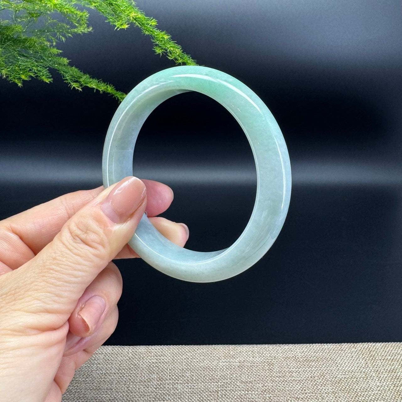 Genuine Burmese Apple Green Jade Jadeite Bangle Bracelet ( 57.5mm )