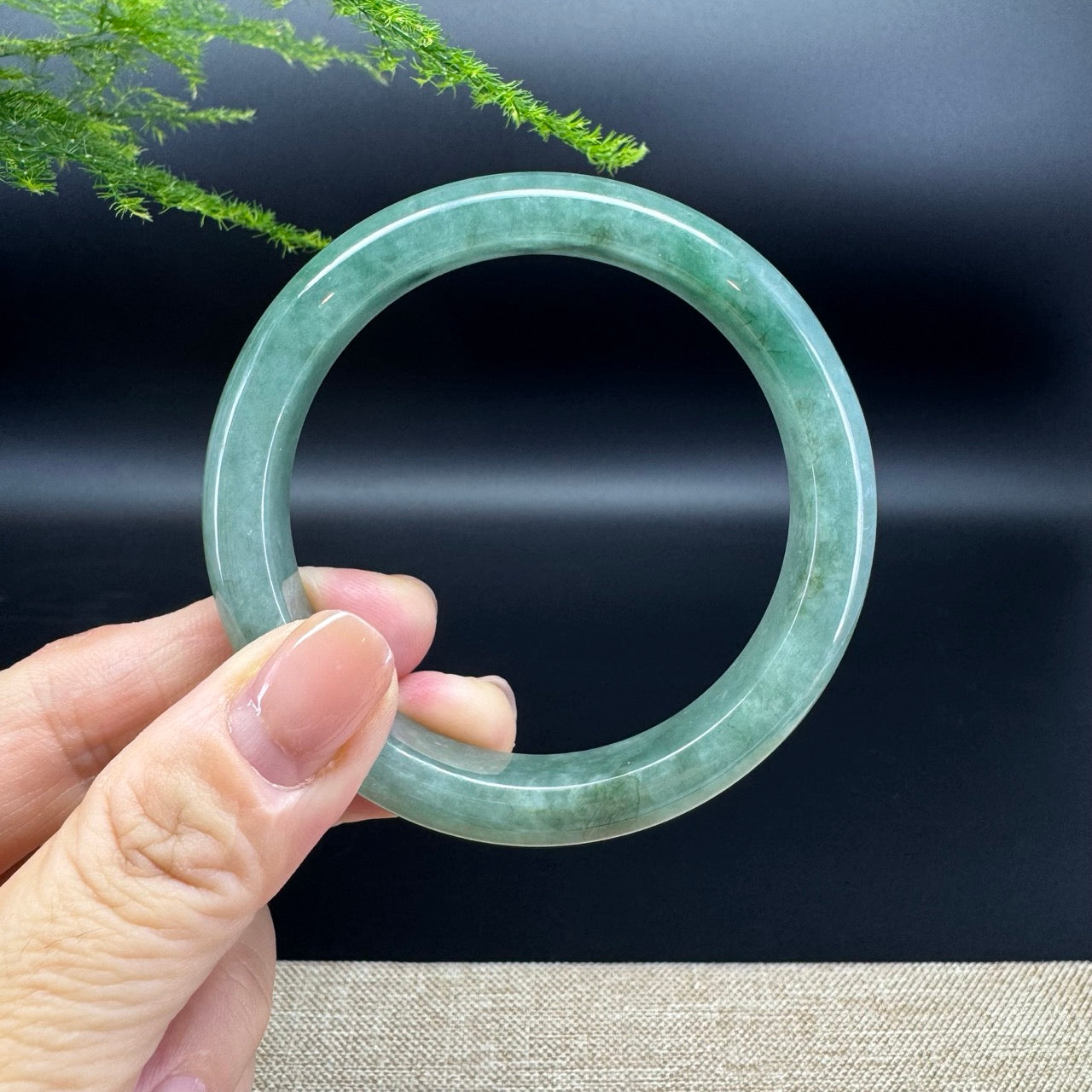 Genuine Burmese Green Jade Jadeite Bangle Bracelet ( 56.7mm )
