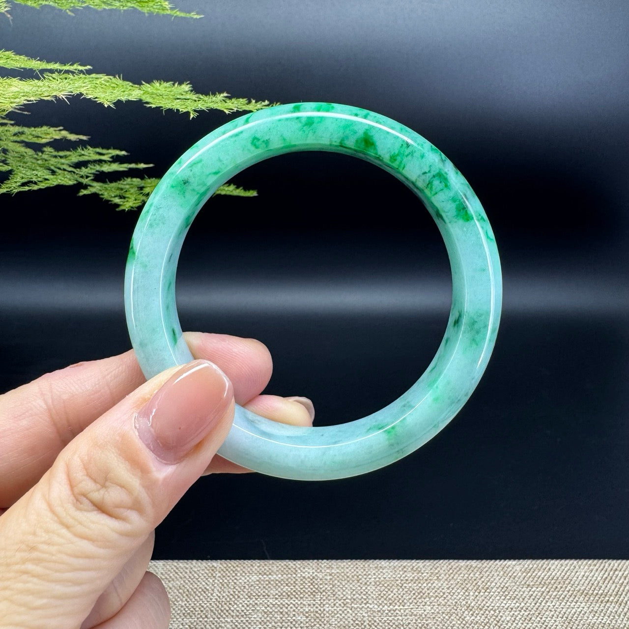 Genuine Burmese Green Jade Jadeite Bangle Bracelet ( 54.3mm )