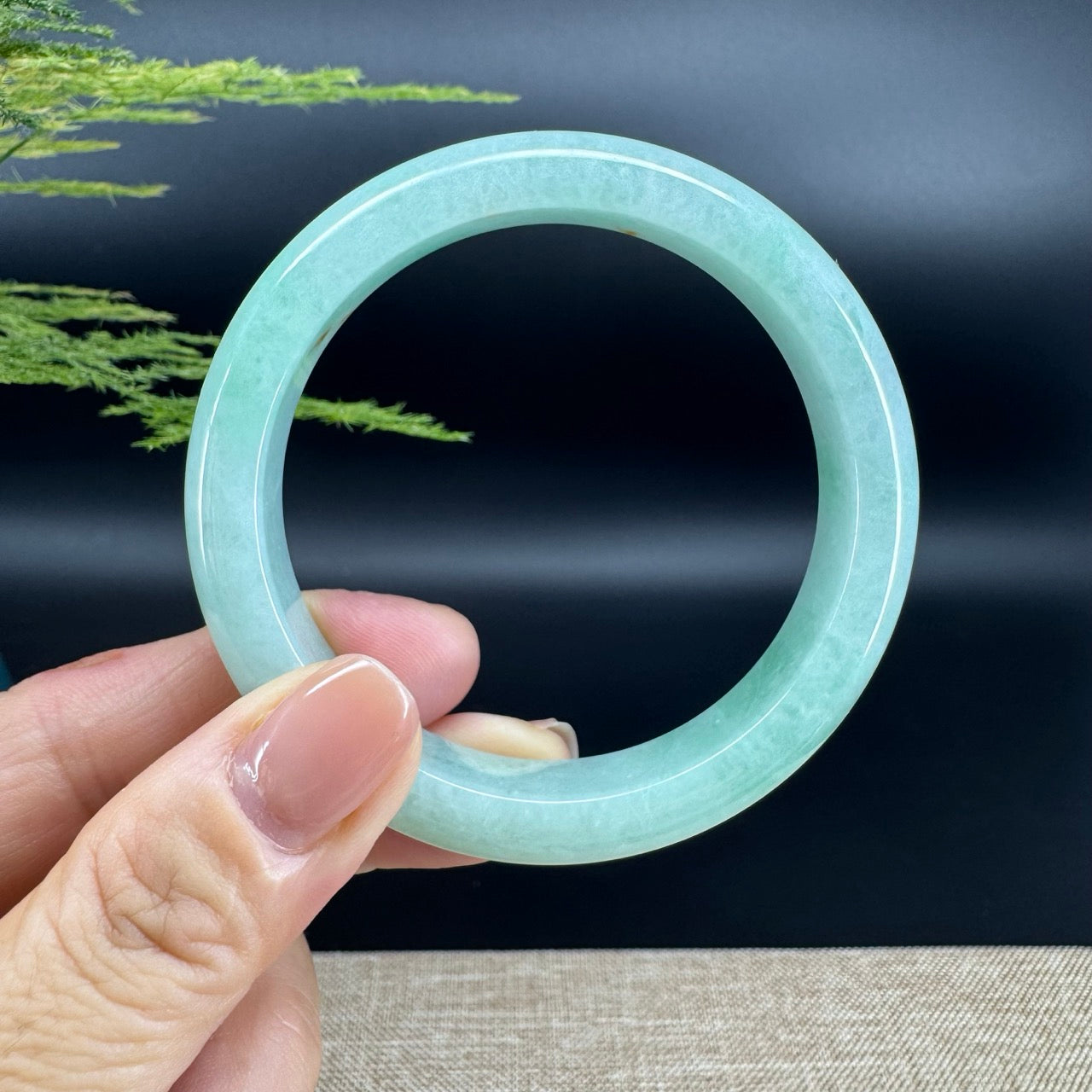 Genuine Burmese Apple Green Jade Jadeite Bangle Bracelet ( 56mm )