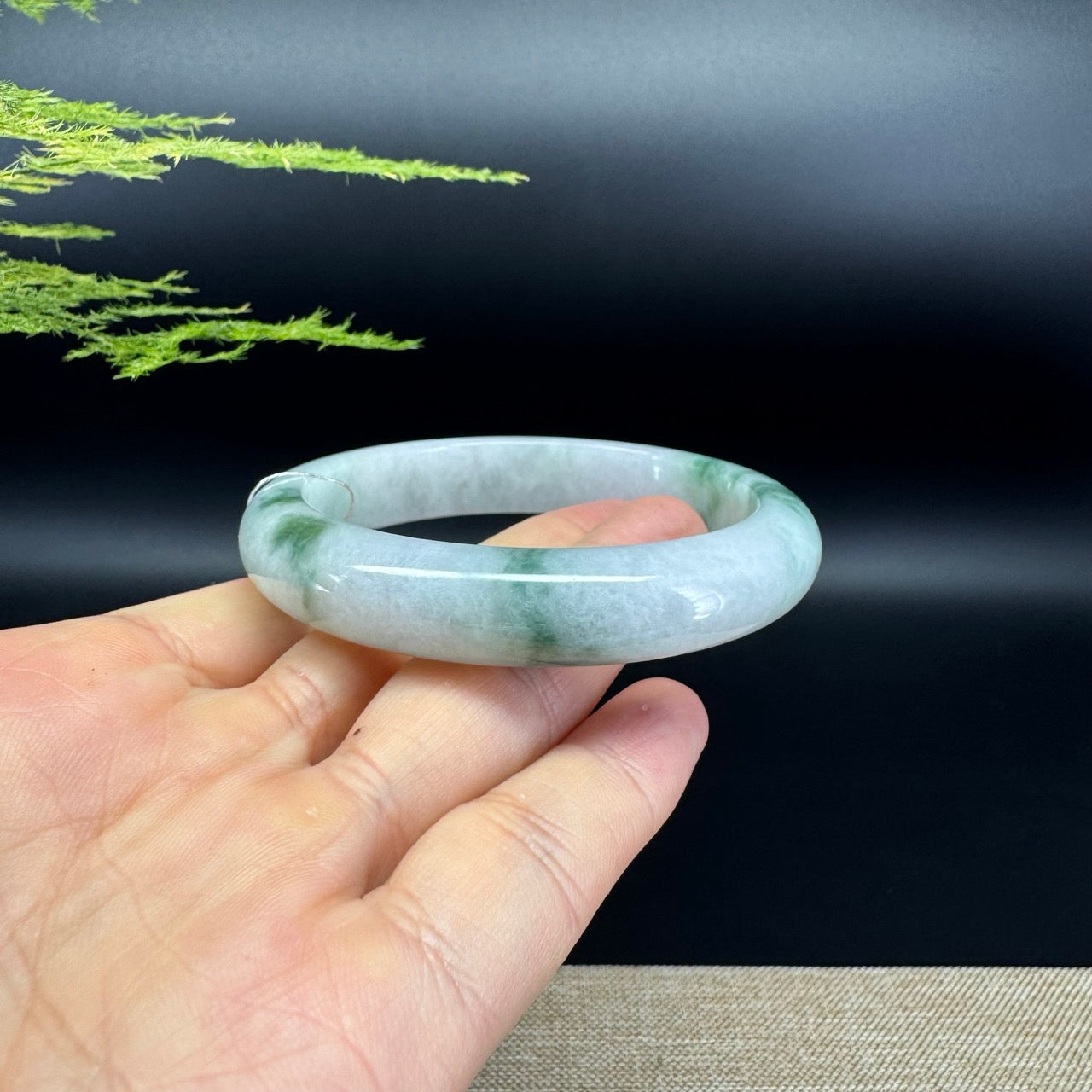 Genuine Burmese Green Jade Jadeite Bangle Bracelet ( 58mm )