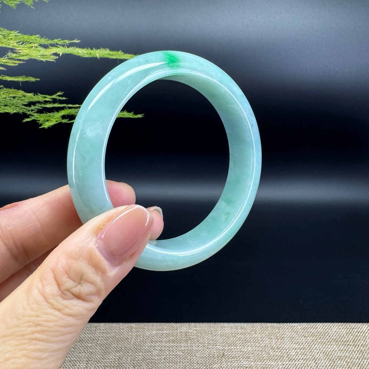 Genuine Burmese Green Jade Jadeite Bangle Bracelet ( 58.1mm )