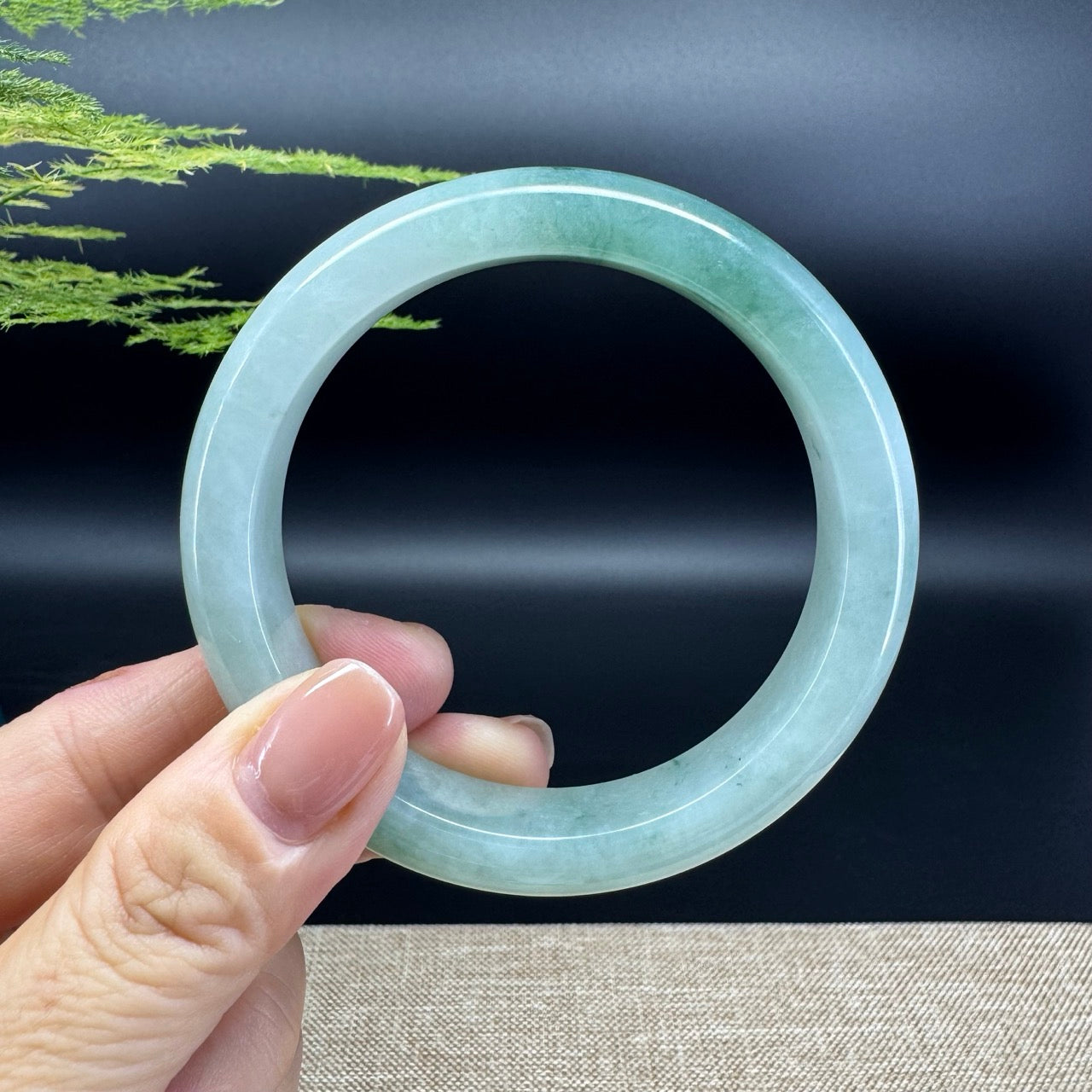 Genuine Burmese Green Jade Jadeite Bangle Bracelet ( 59.3mm )