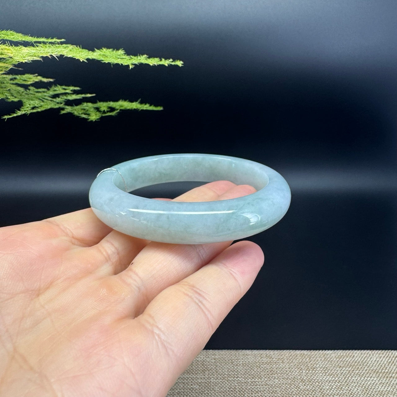 Genuine Burmese Green Jade Jadeite Bangle Bracelet ( 54.8mm )