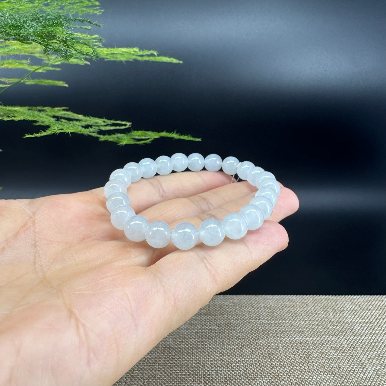 The beads shape of the round.The beads colors are icy.