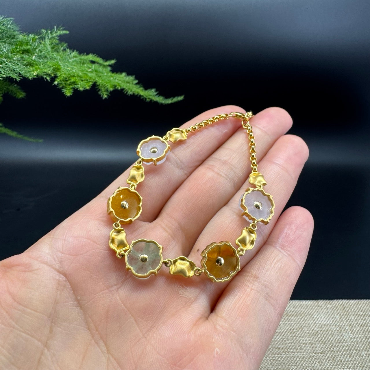 18K Yellow Gold Multi-Color Flowers Jadeite Jade Bracelet