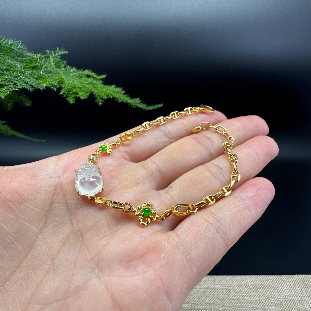 18K Yellow Gold Bracelet Set With Icy Jadeite Jade Pixiu