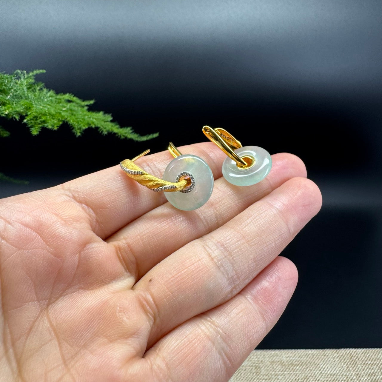 18k Yellow Gold Genuine Icy Green Koukou Jadeite Jade Diamonds Earrings