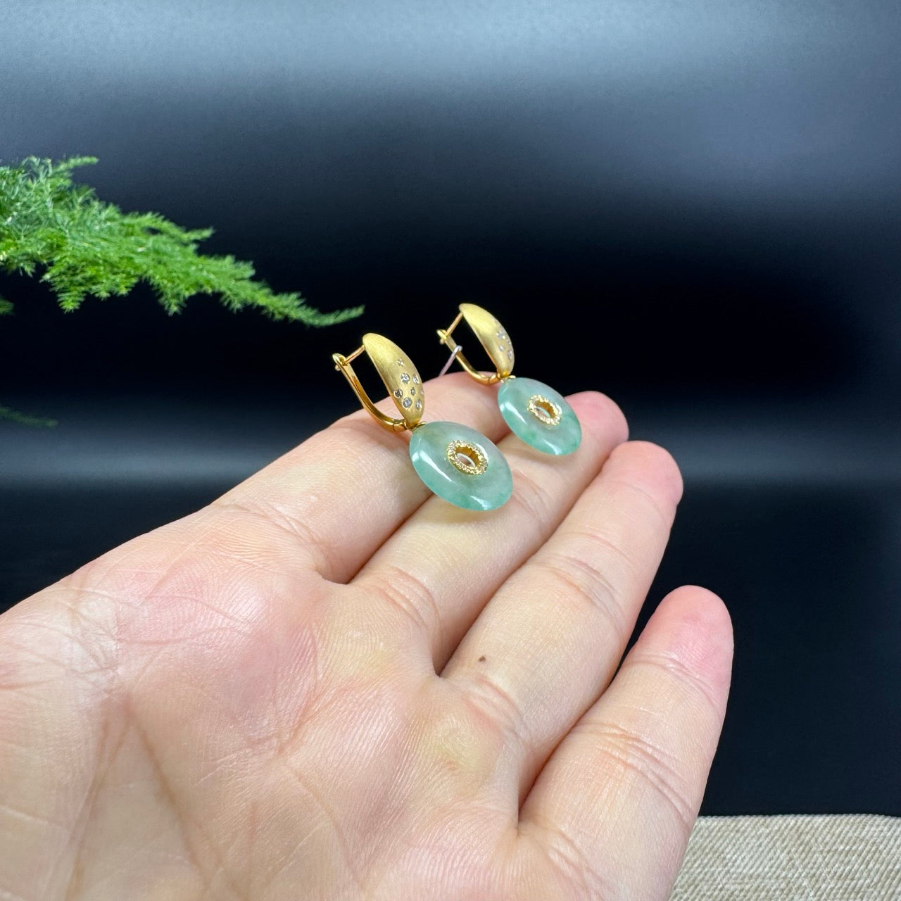 18k Yellow Gold Genuine Icy Green KouKou Jadeite Jade Diamonds Earrings