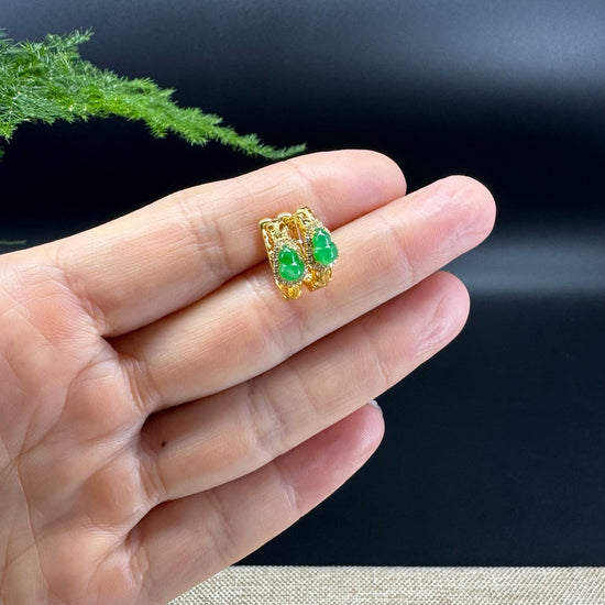 RealJade® 18k Yellow Gold Imperial Green Jadeite Jade Hulu Diamonds Earrings