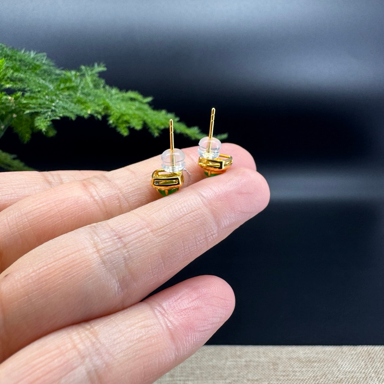 18k Yellow Gold Imperial Green Jadeite Jade Earrings With Diamonds