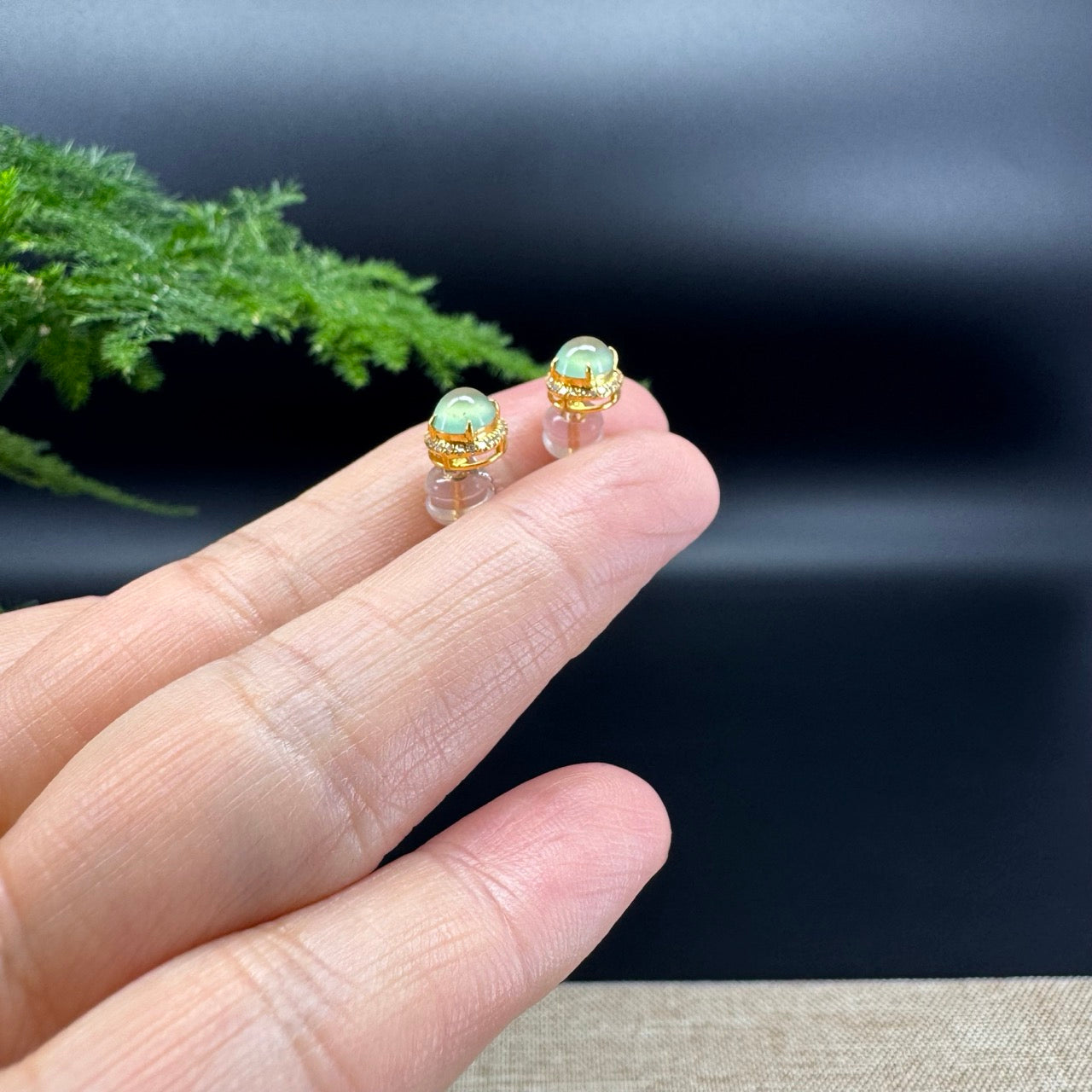 RealJade® 18k Yellow Gold Apple Green Jadeite Jade Round Earrings With Diamonds