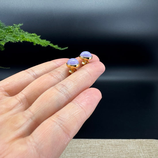 RealJade® 18k Yellow Gold Lavender Jadeite Jade Round Earrings