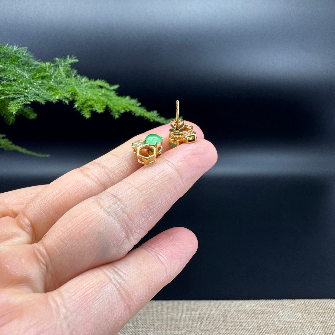 "BeeHive"18k Yellow Gold Green Jadeite Jade Earrings with Diamonds