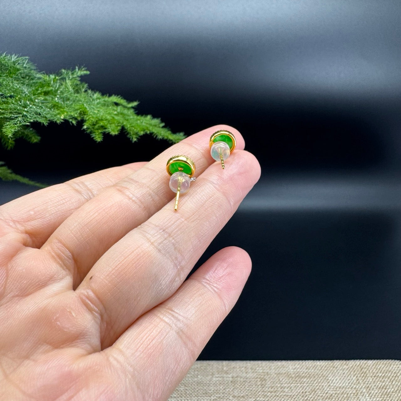 RealJade® 18k Yellow Gold Classic Real Imperial Green Jade Round Earrings