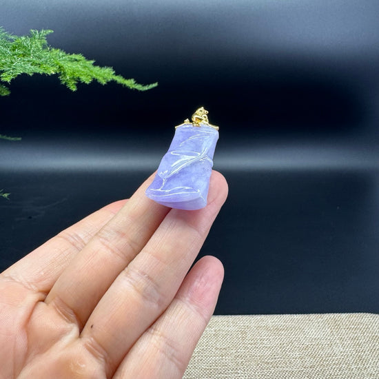 18k Yellow Gold Genuine Burmese Jadeite Bamboo Pendant Necklace With Diamond