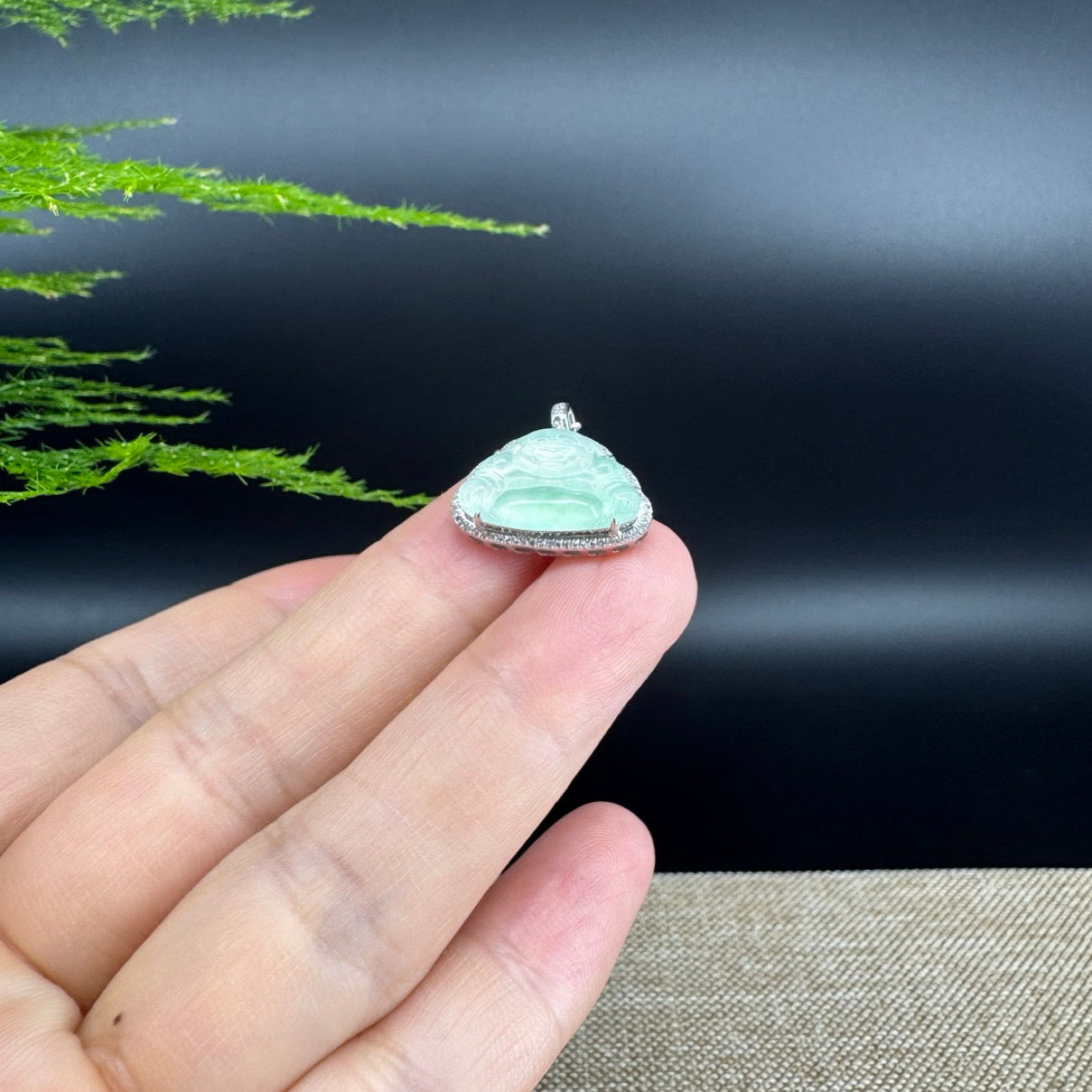 RealJade® Co. High-end 18K White Gold Genuine Burmese Ice Green Jadeite Jade Buddha Pendant with Diamonds High Jewelry