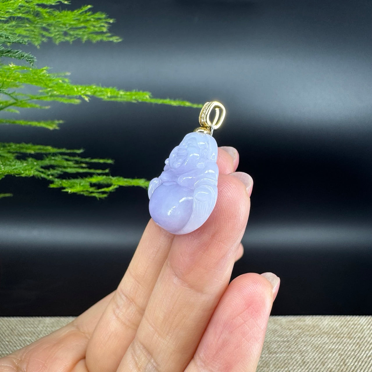 18K Yellow Gold Burmese Lavender Jadeite Jade Happy Buddha Pendant