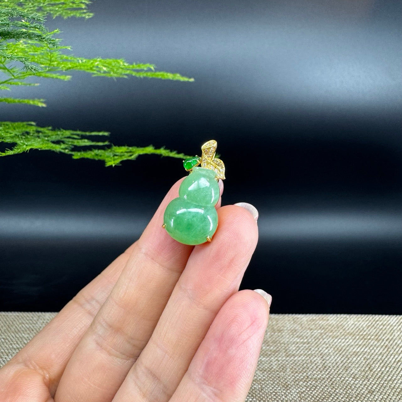 RealJade® Co. Genuine Green Jadeite Jade Good Luck Hulu Bottle Gourd Necklace With 18K Yellow Gold Bail