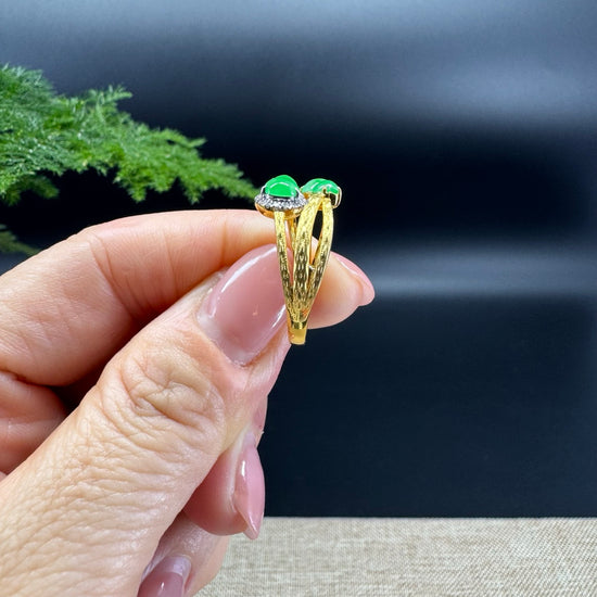 RealJade® 18k Yellow Gold Natural Icy&Green Jadeite Hulu Ring With Diamonds