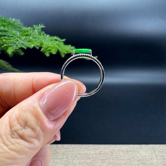 RealJade® 18K White Gold Imperial Green Jadeite Jade Diamonds Classic Ring