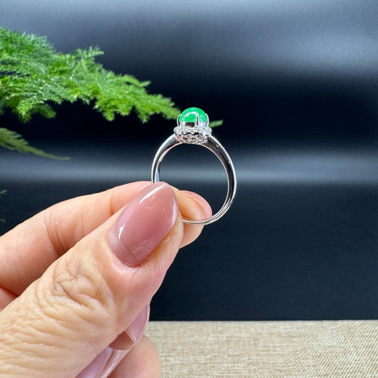 RealJade® 18K White Gold Imperial Green Jadeite Jade Diamonds Ring