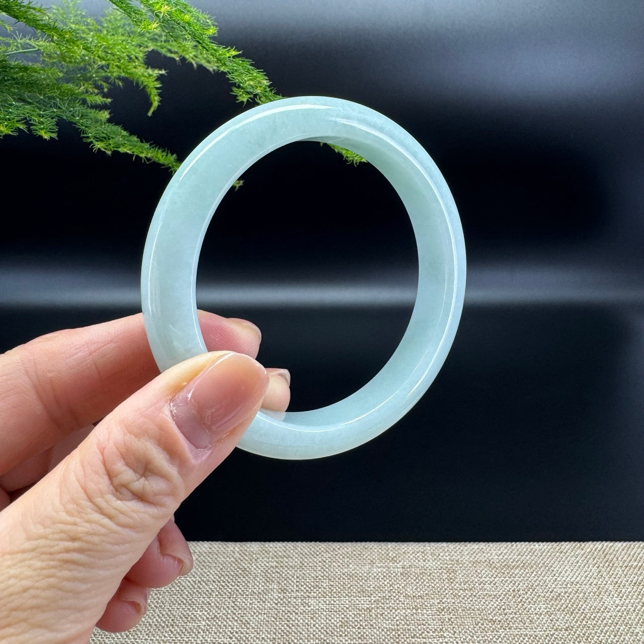 Genuine Burmese Apple Green Jade Jadeite Bangle Bracelet ( 58.6mm )