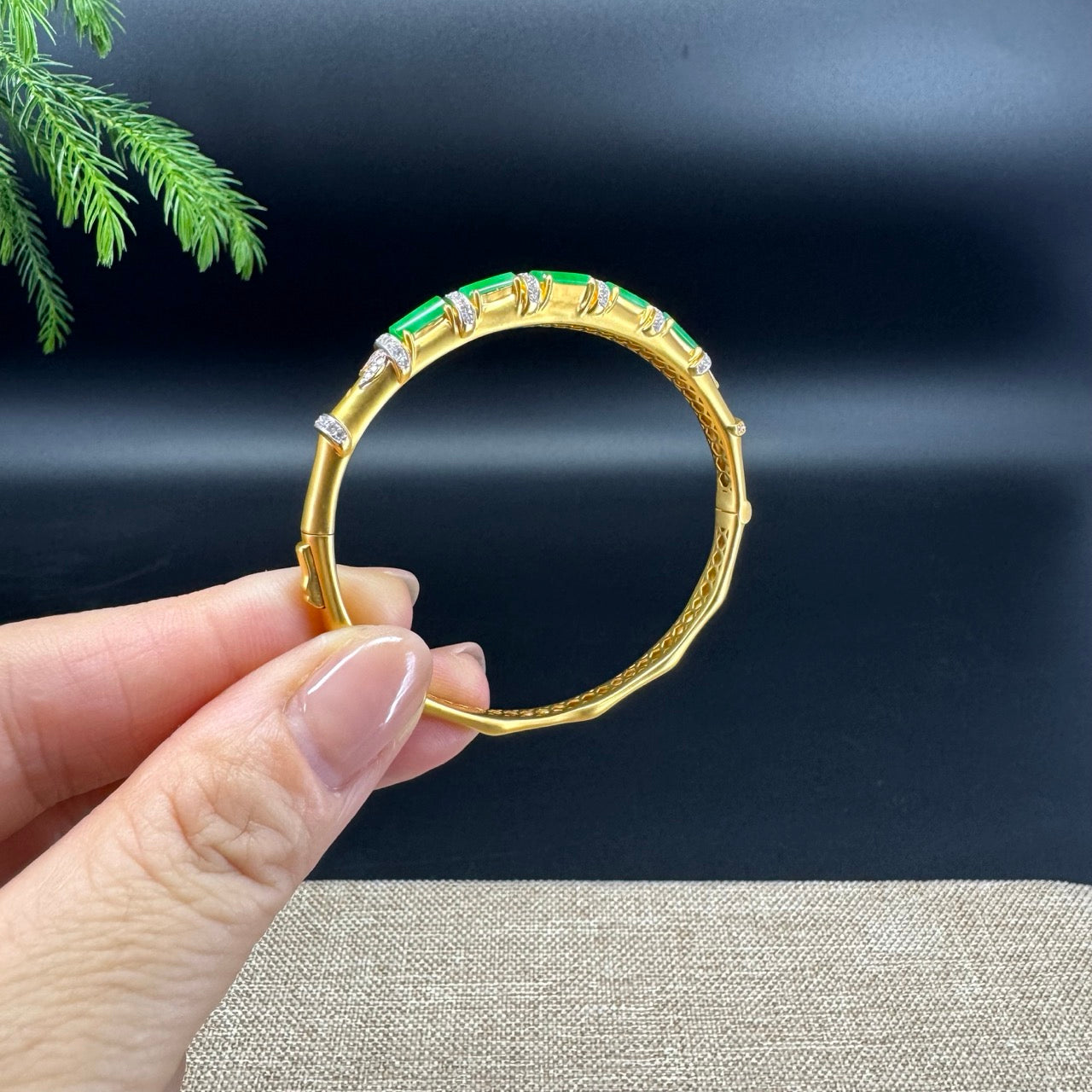 RealJade Luxury 18K Yellow Gold Genuine Green Jadeite Jade Bamboo Bangle