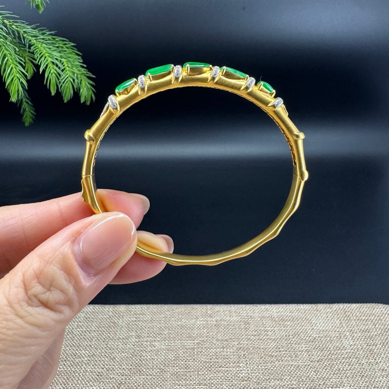RealJade Luxury 18K Yellow Gold Genuine Green Jadeite Jade Bamboo Bangle With Diamonds