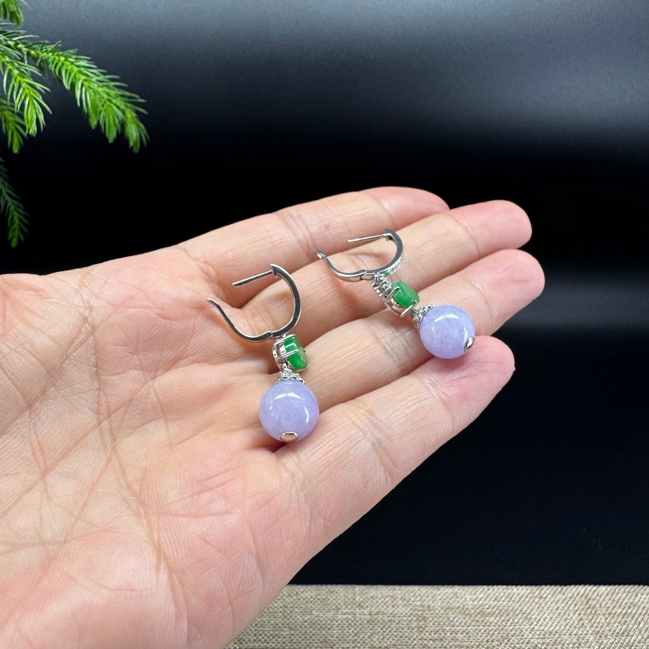 18k White Gold Genuine Lavender Bead Jadeite Jade Diamonds Earrings