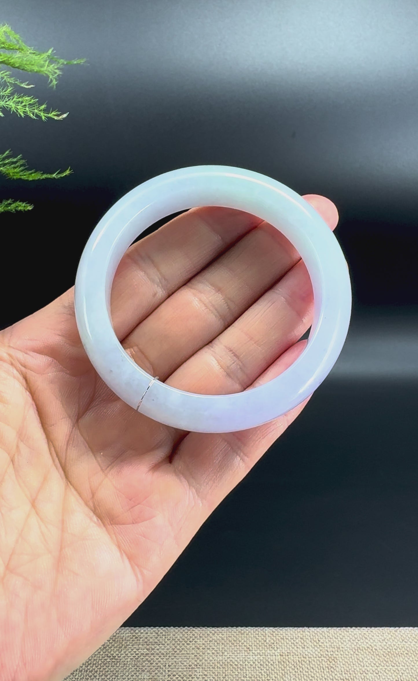 Load and play video in Gallery viewer, Genuine Burmese Lavender Green Jade Jadeite Bangle Bracelet (52.4mm)
